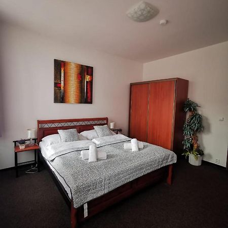 Hotel Palackého 135 Mělník Extérieur photo