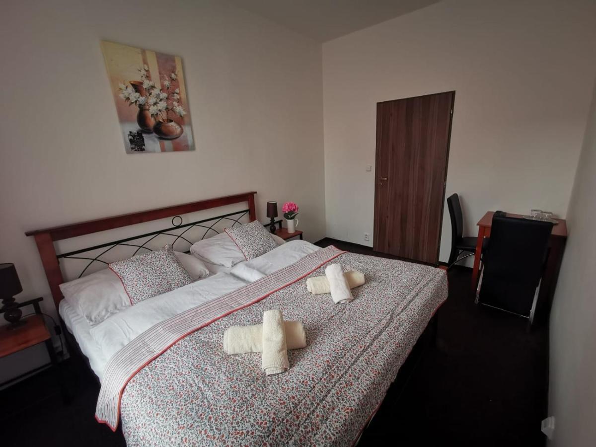 Hotel Palackého 135 Mělník Extérieur photo